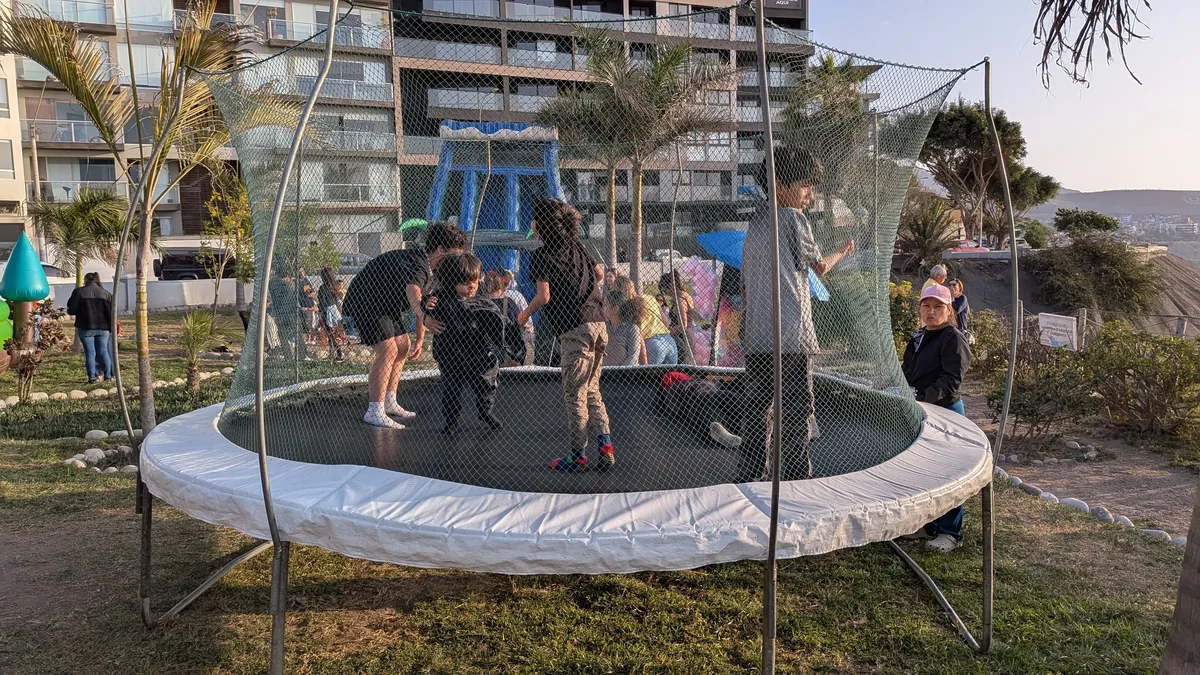 Halloween Urbanizacion Costa Sur 2025 13