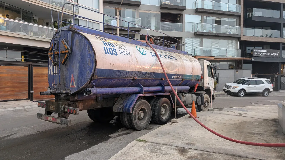 Impulsan instalación de punto de agua para mejorar el riego del parque