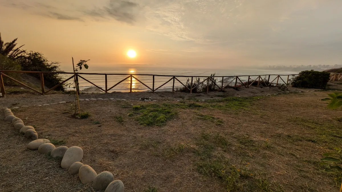 Un reconocimiento a las 100 familias que, con su aporte de S/70, sostienen la seguridad de toda nuestra urbanización.